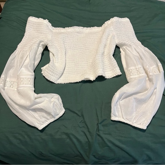 Gianni Bini Smocked Lantern Sleeve top size XL - Picture 4 of 5